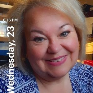 Meet your Posher, Lisa